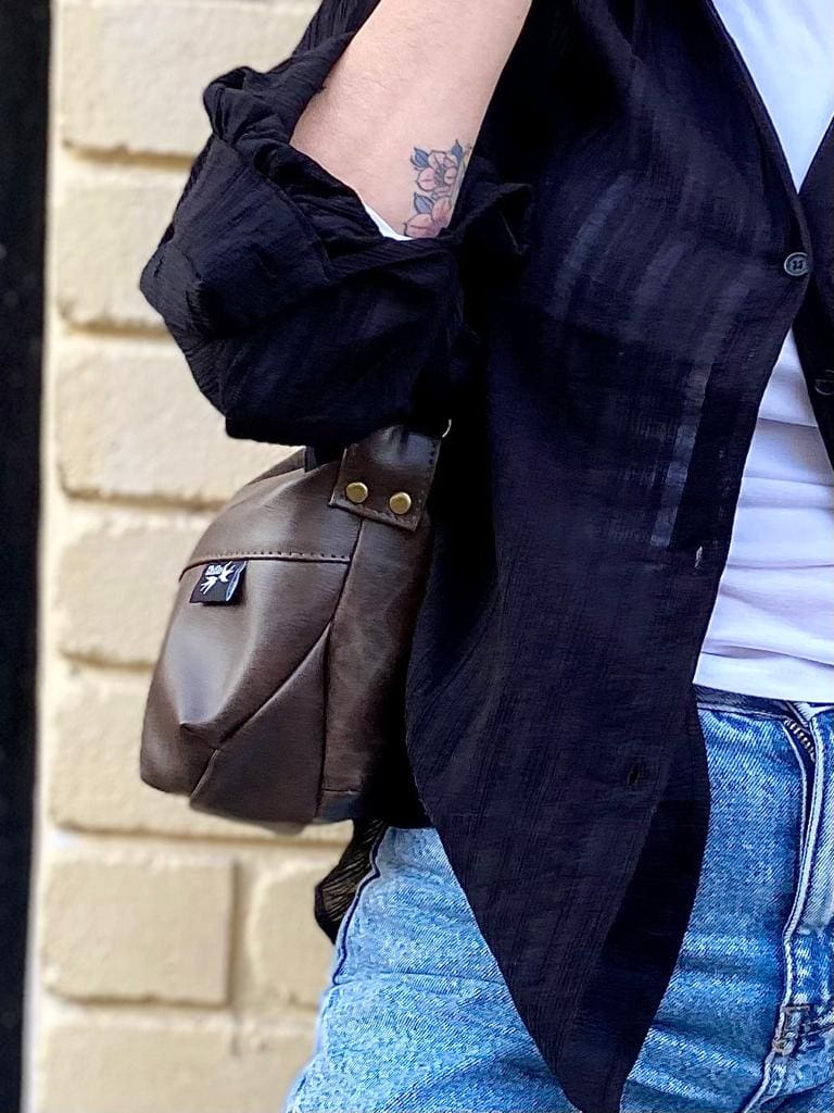 Stunning Brown Leather-Like Vital Side Bag