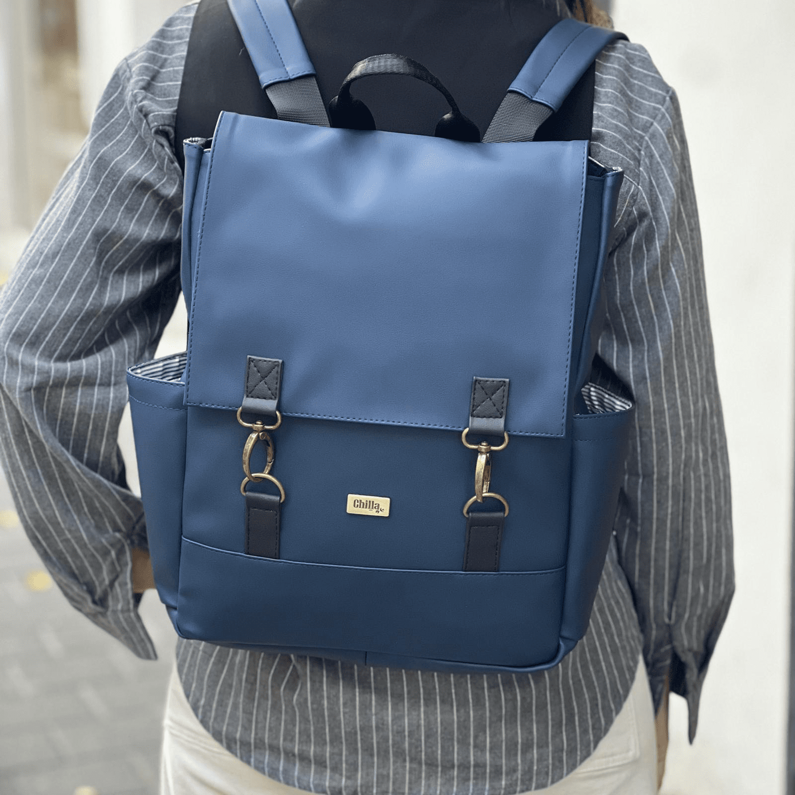 תיק גב כחול נייבי