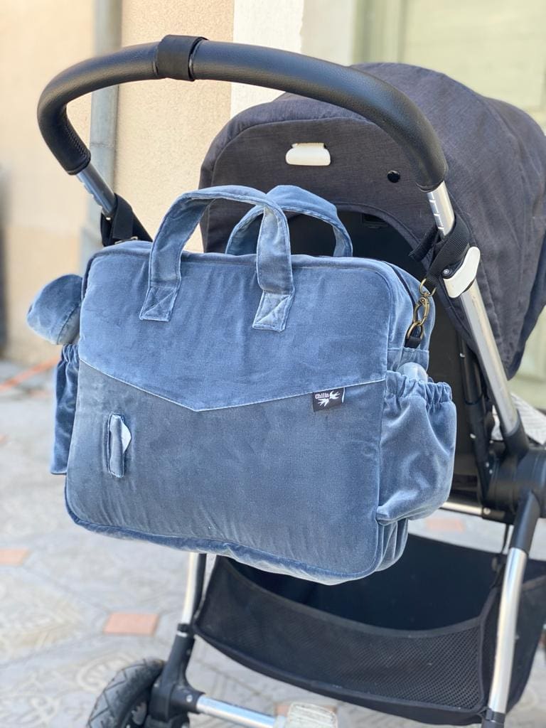 תיק החתלה כחול בהיר קטיפה