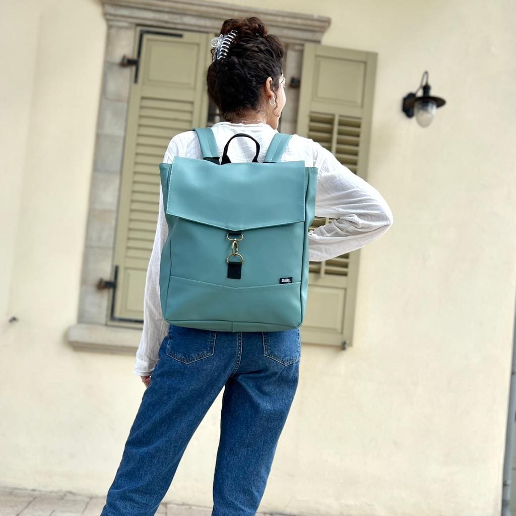 תיק גב טורקיז בהיר