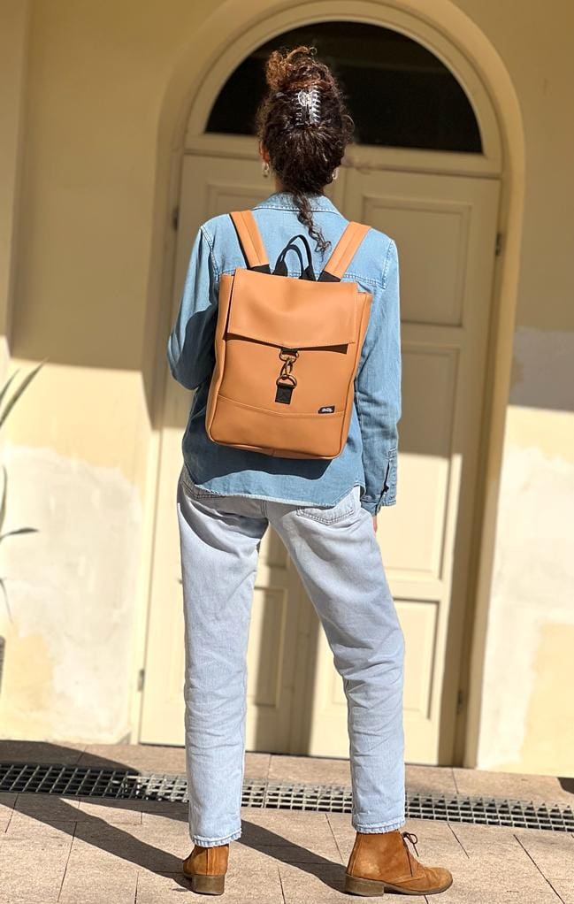 תיק מיני סטודנט קאמל דמוי עור