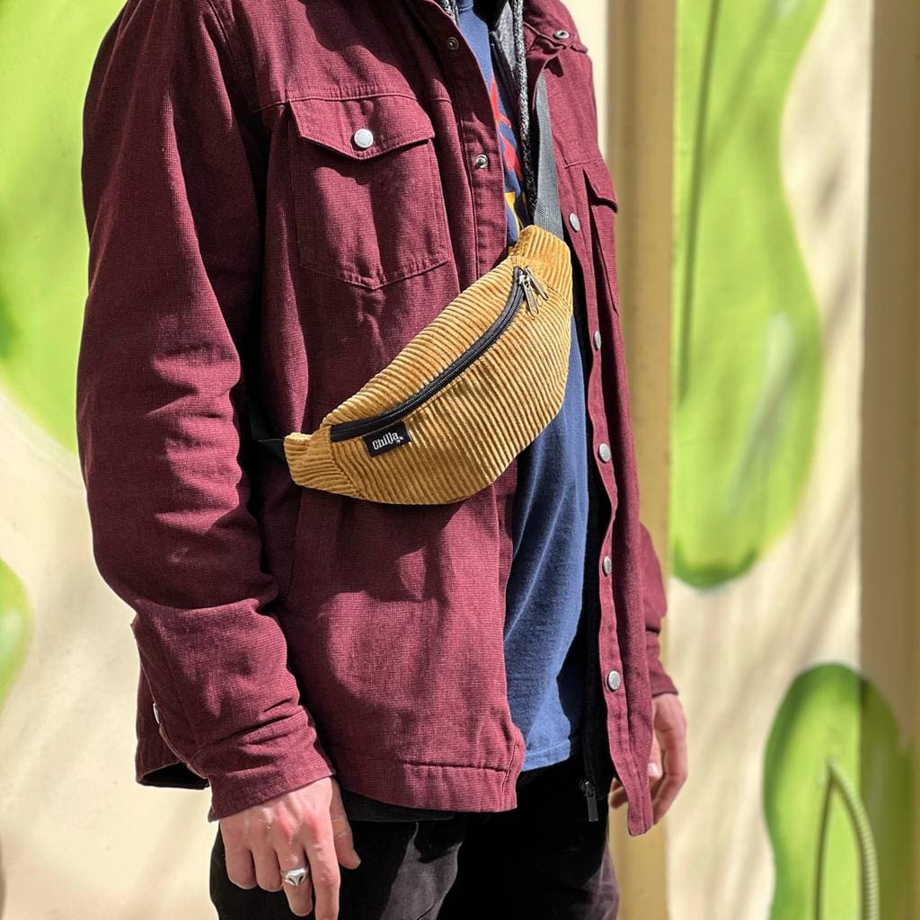 פאוץ' חרדל קורדרוי