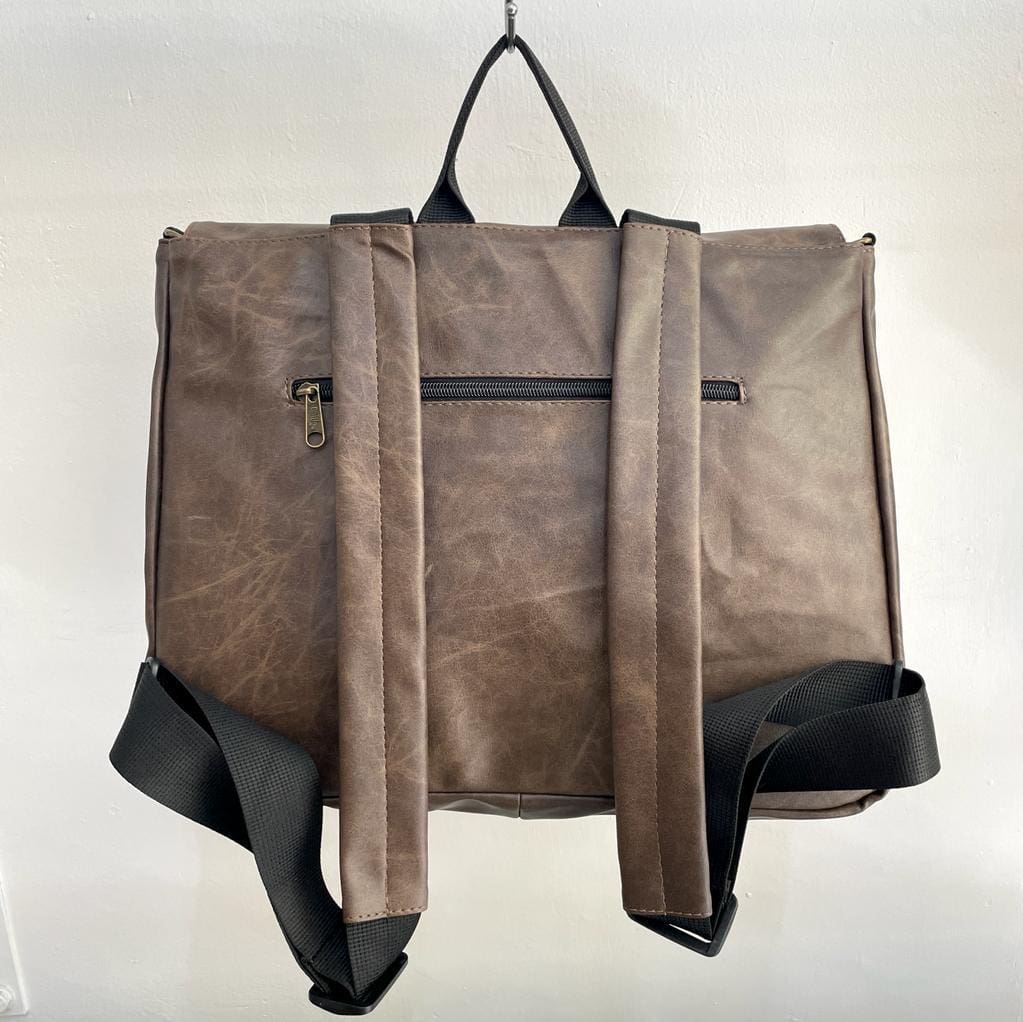 Brown Leather-Like Large Jaffa Backpack/Side Bag