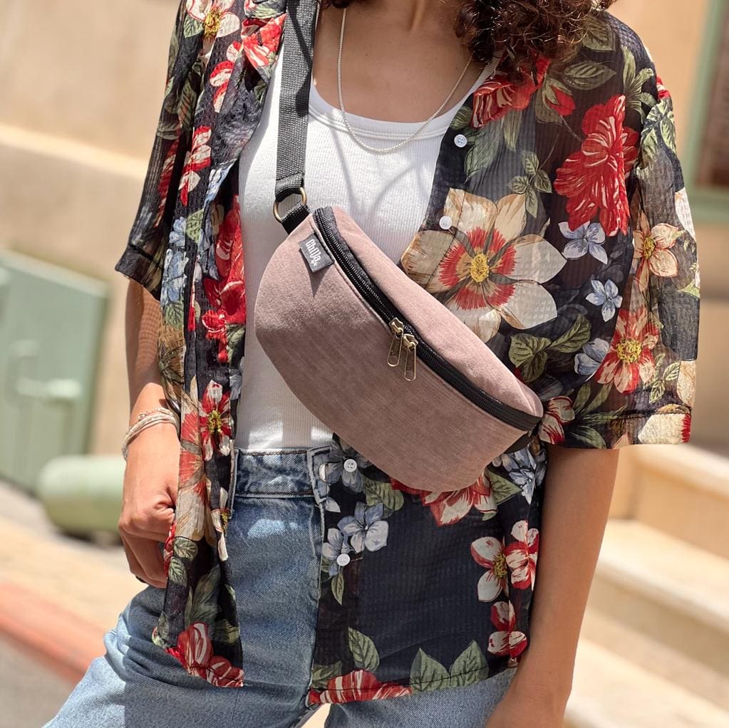 פאוץ' "הלגה" חום - ורדרד