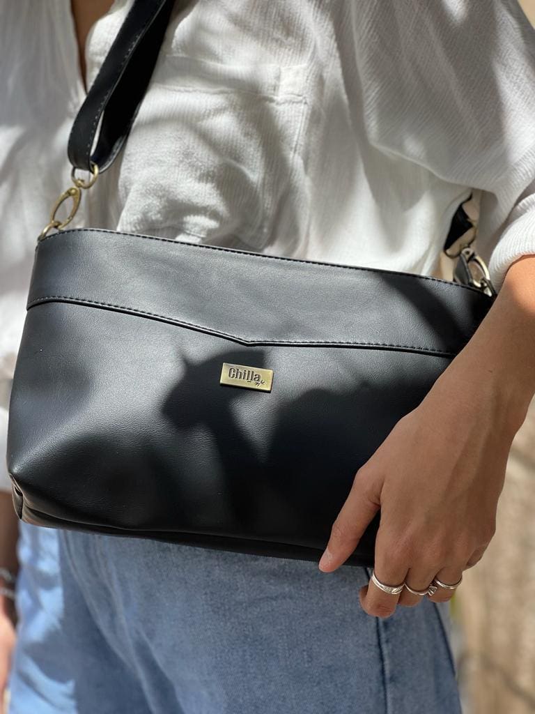 Black Rachel Clutch/Side Bag
