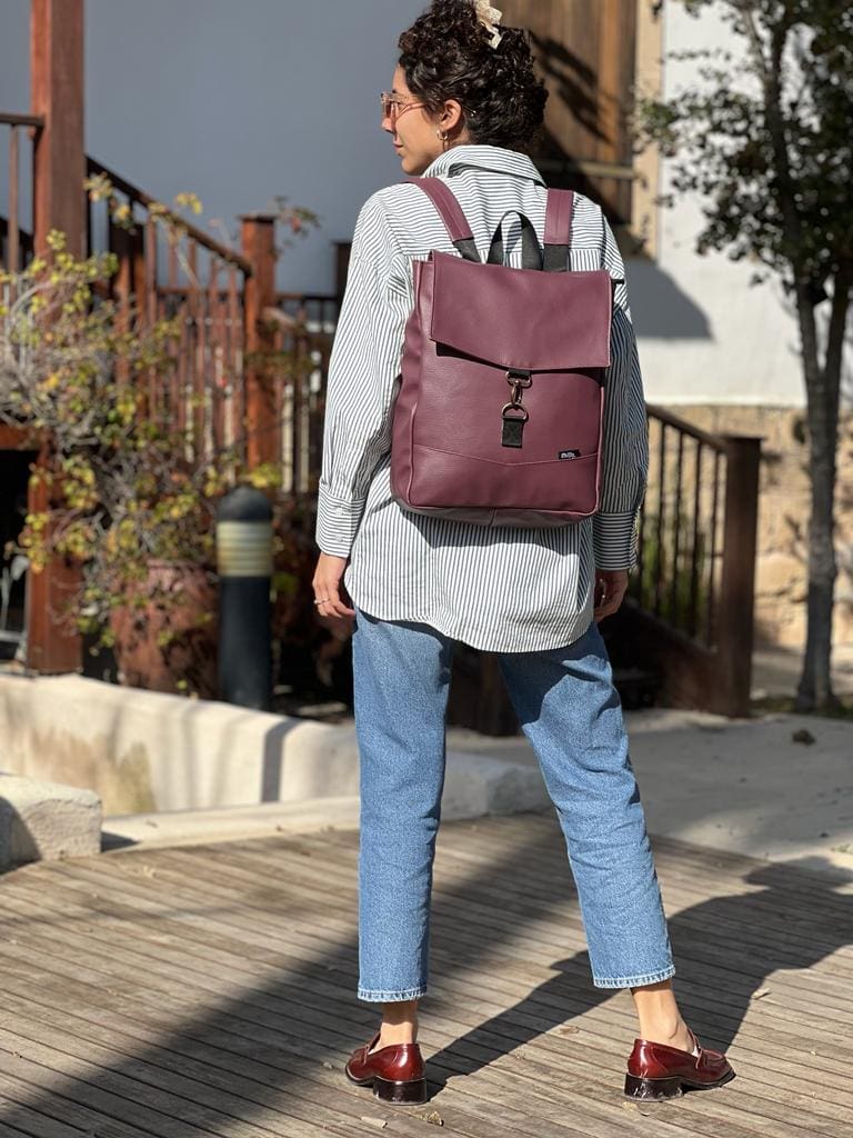 Retro Burgundy-Purple Medium Students Backpack