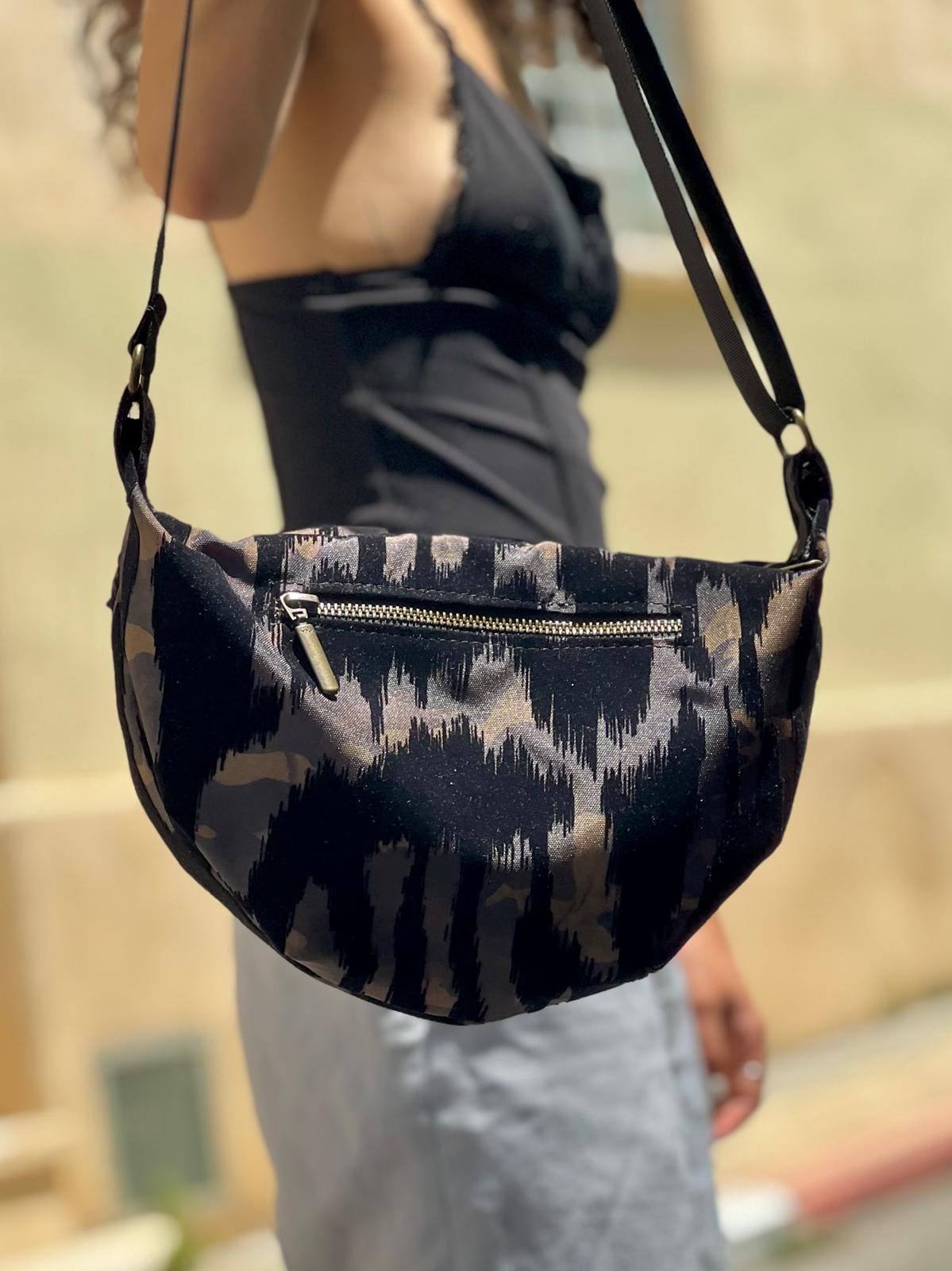 Velvet Touches Vital Side Bag