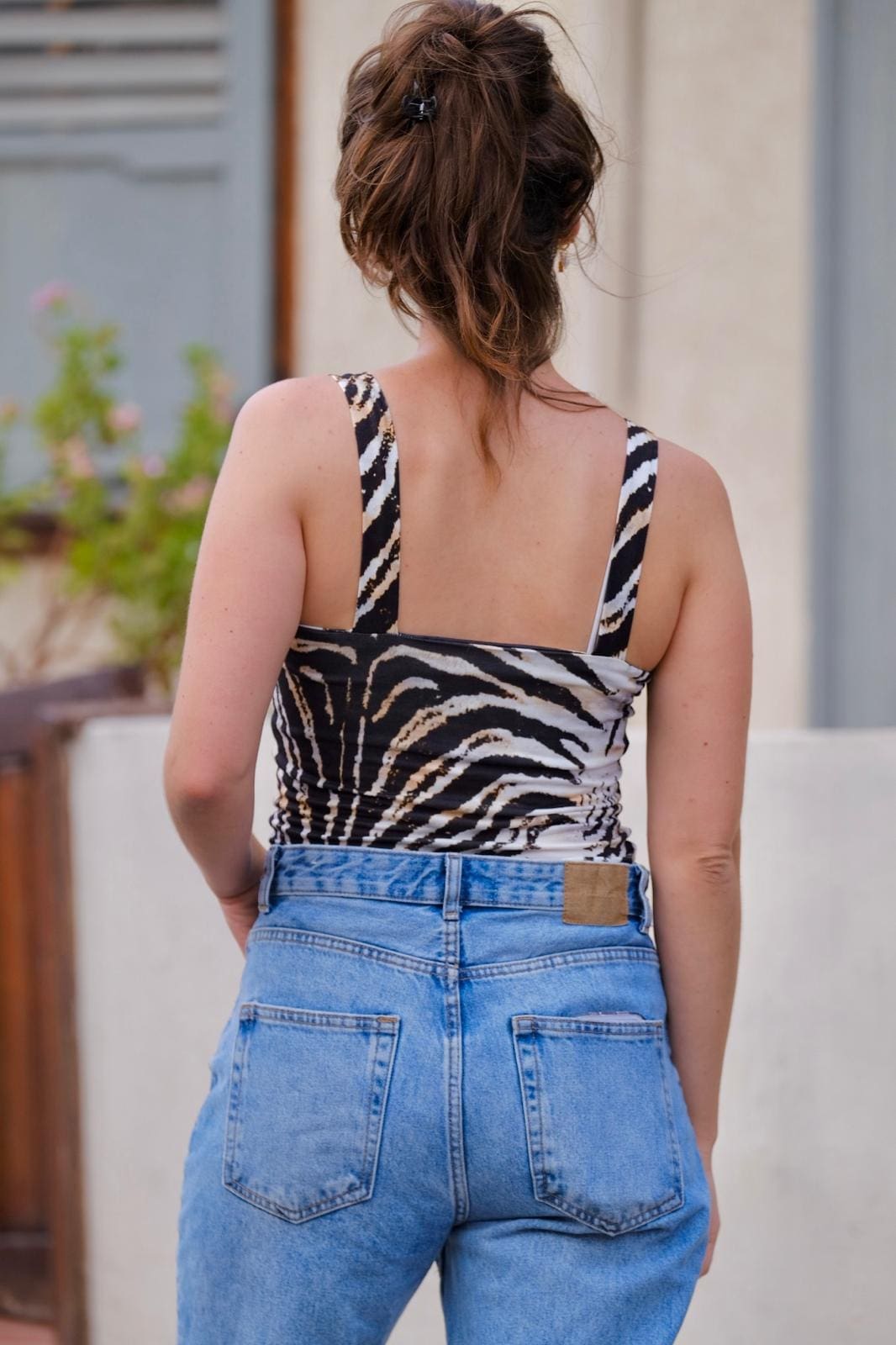 New zebra abstract trail top