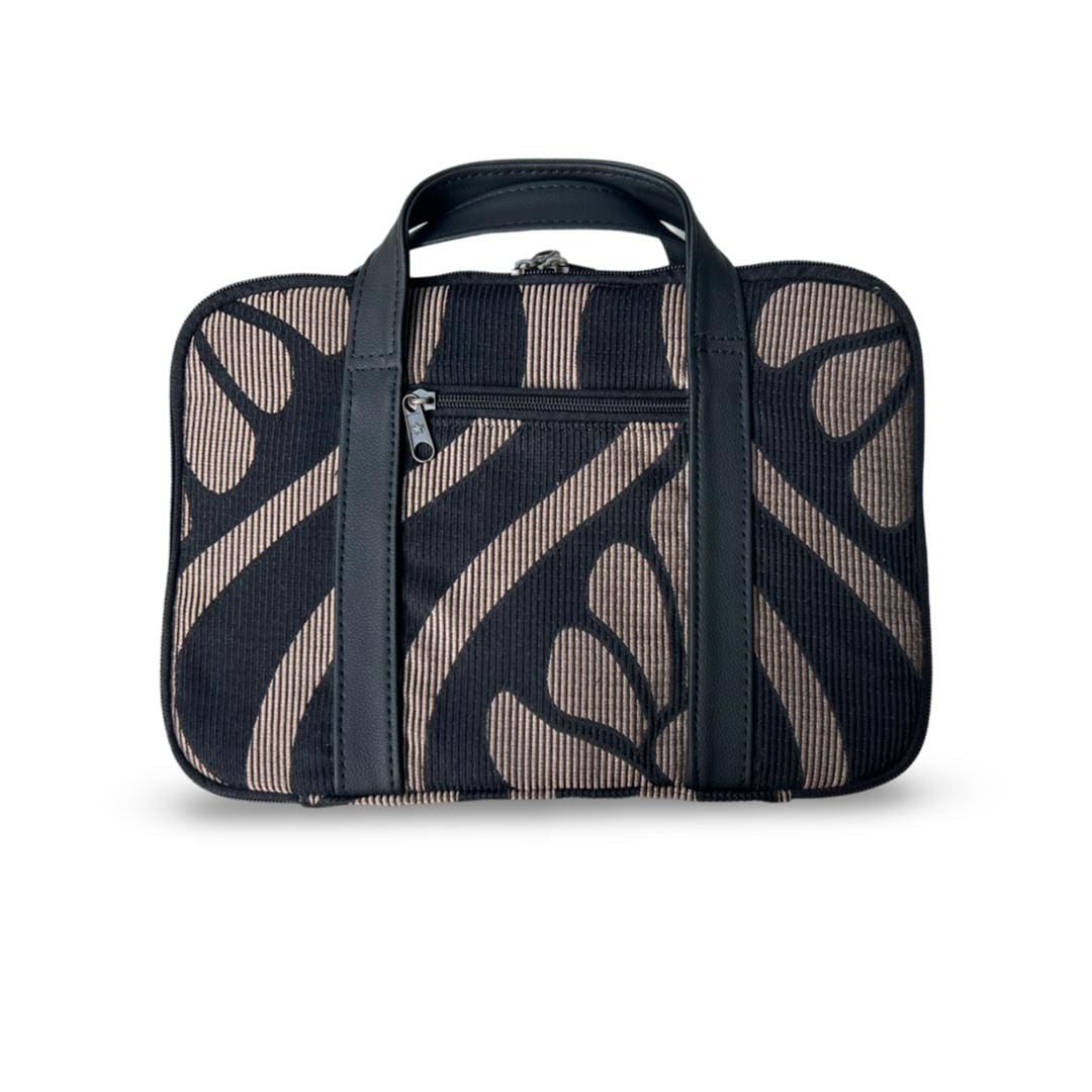 A bag for iPad decorations