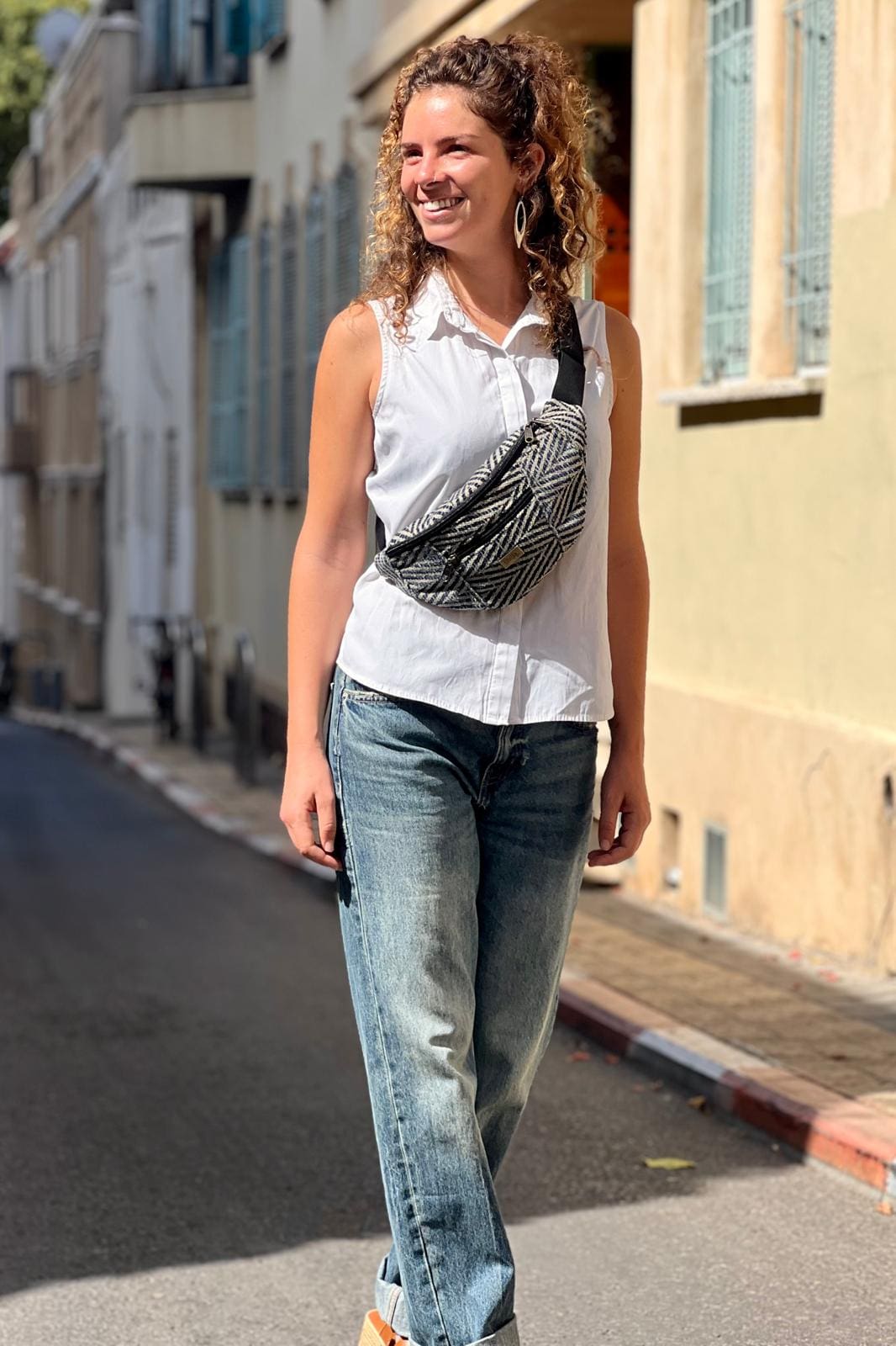 Big Ronny pouch in Belen