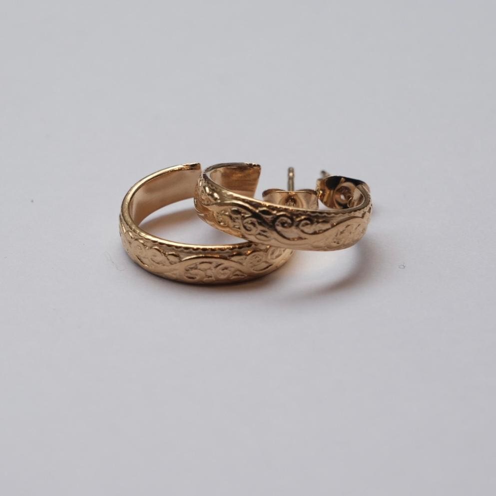 Daniela gold earrings