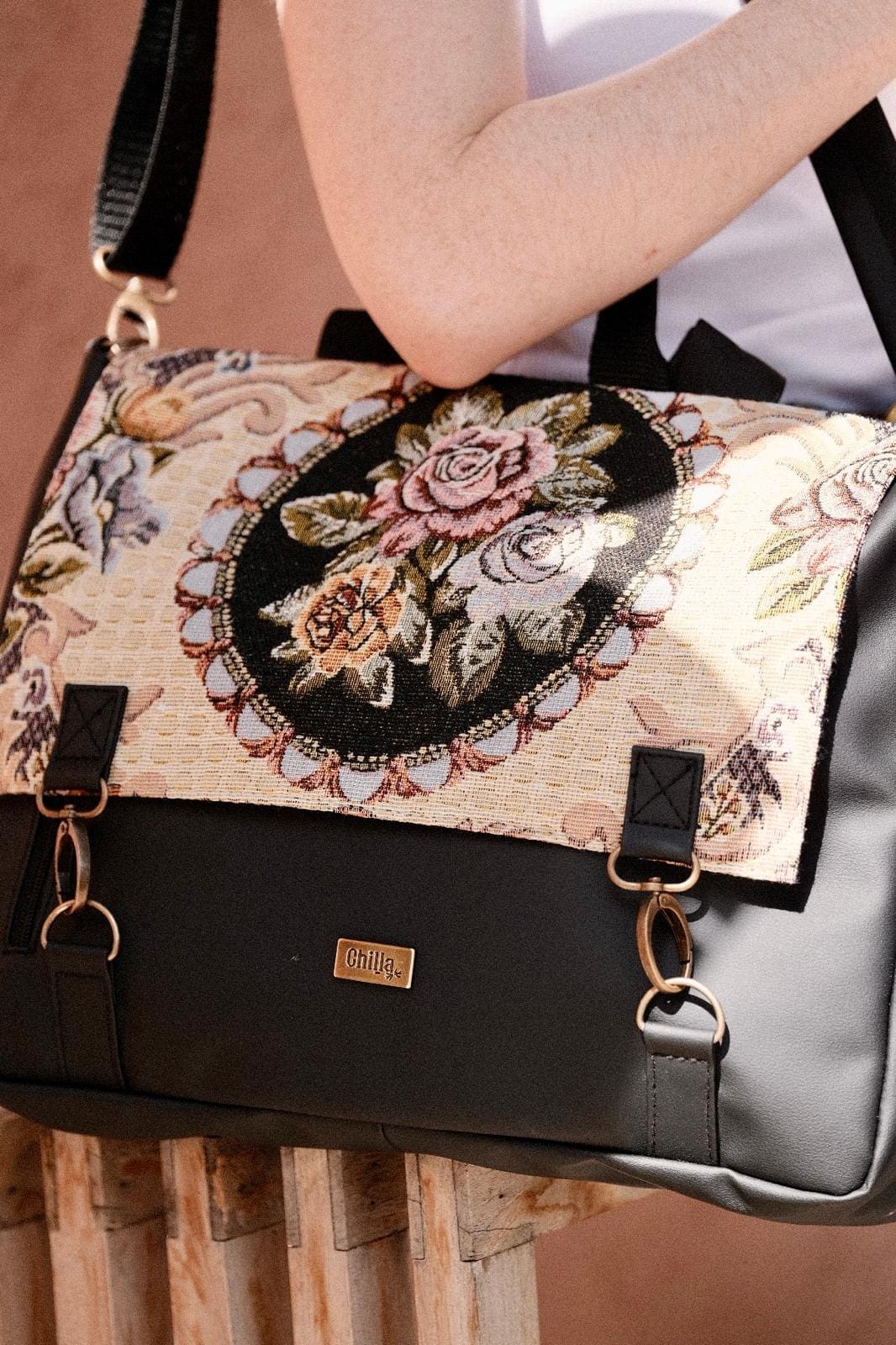 Floral Gobelin Large Jaffa Backpack/Side Bag