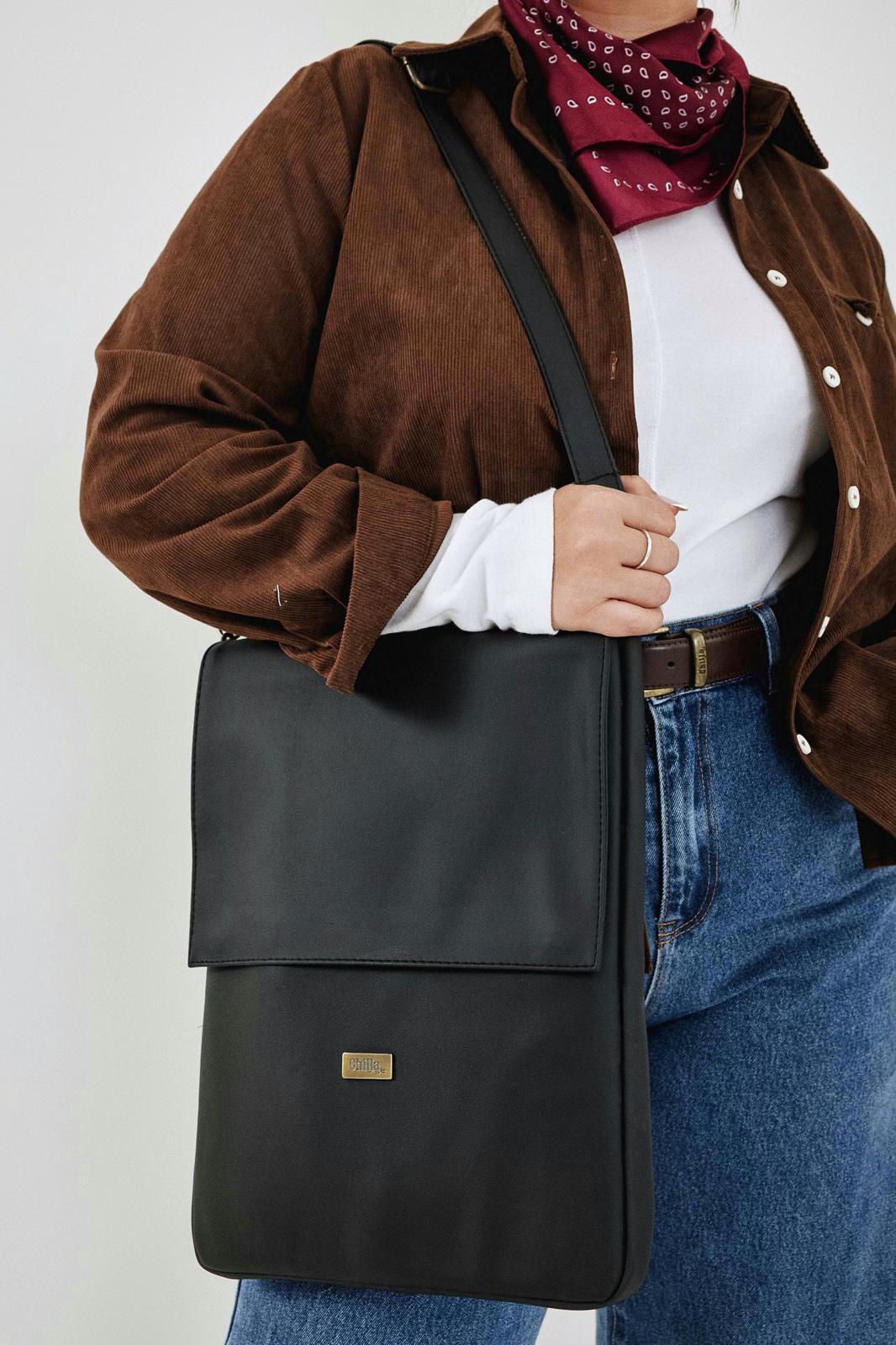 Black Laptop Case with a Removable Strap