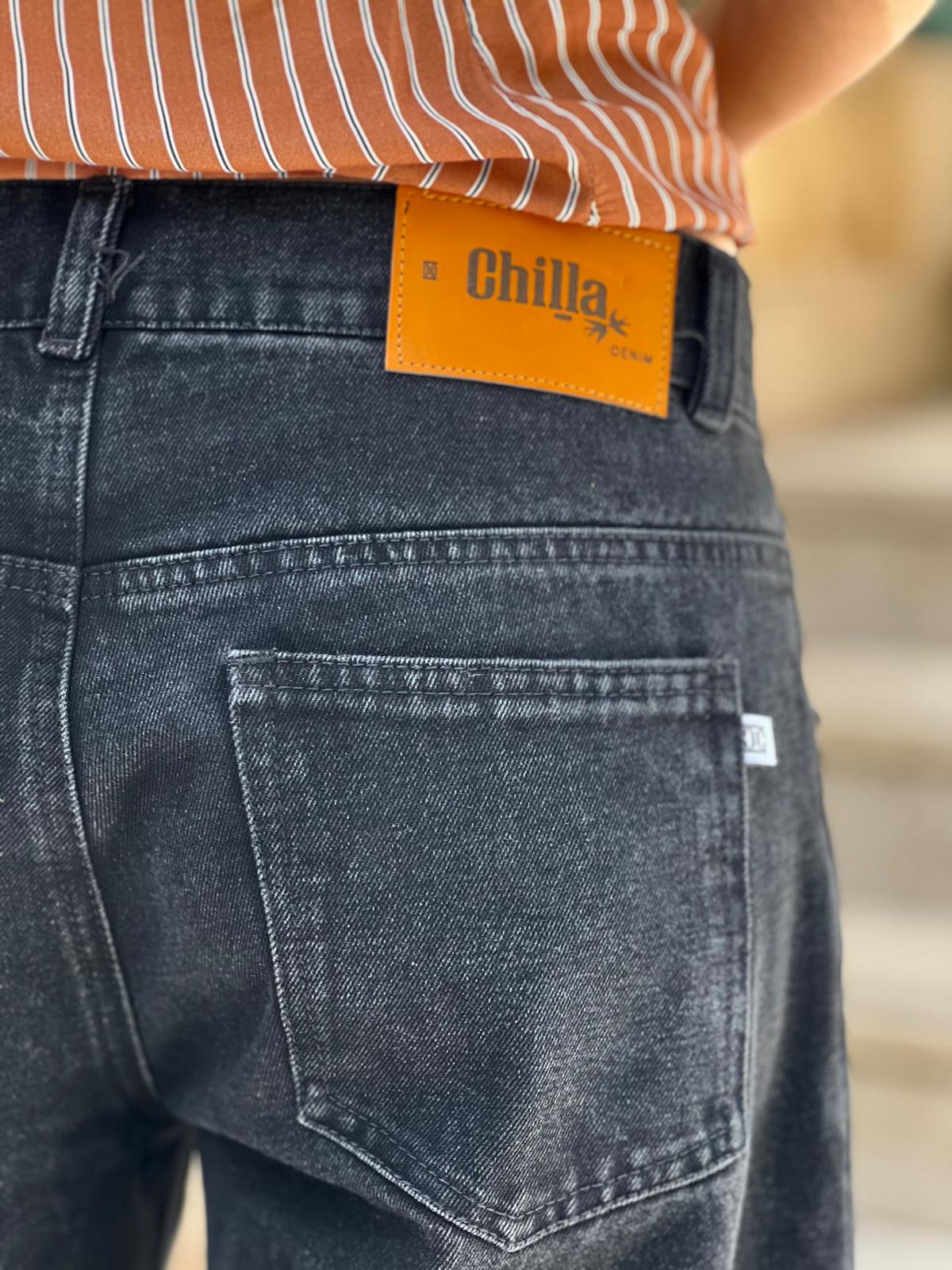 Chilla Denim Barrel Jeans – Washed Black