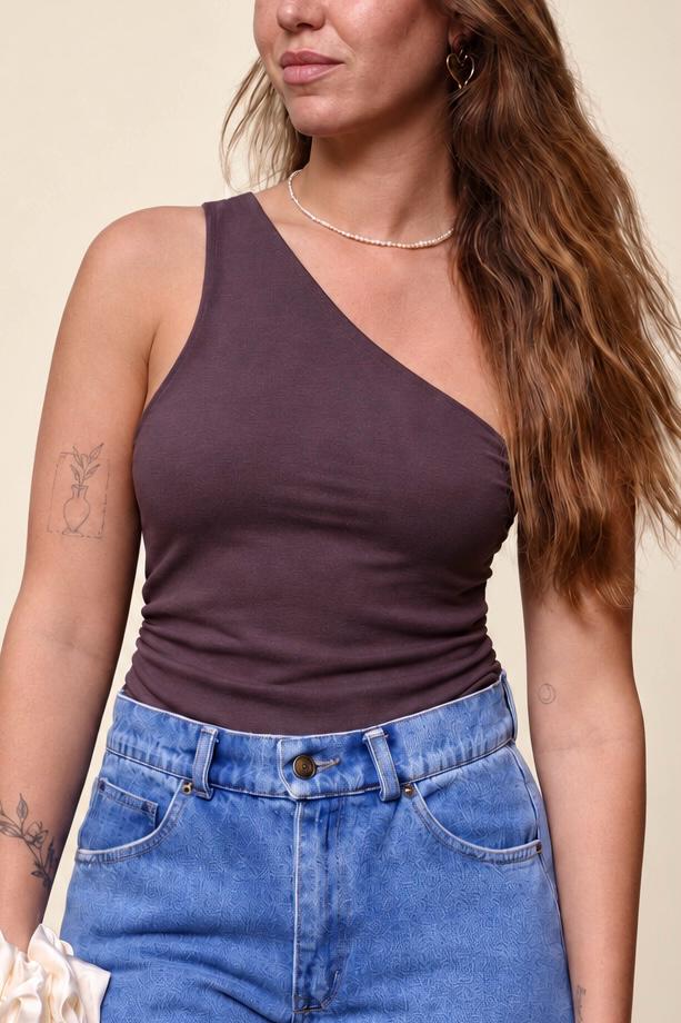 One Shoulder Top – Brown