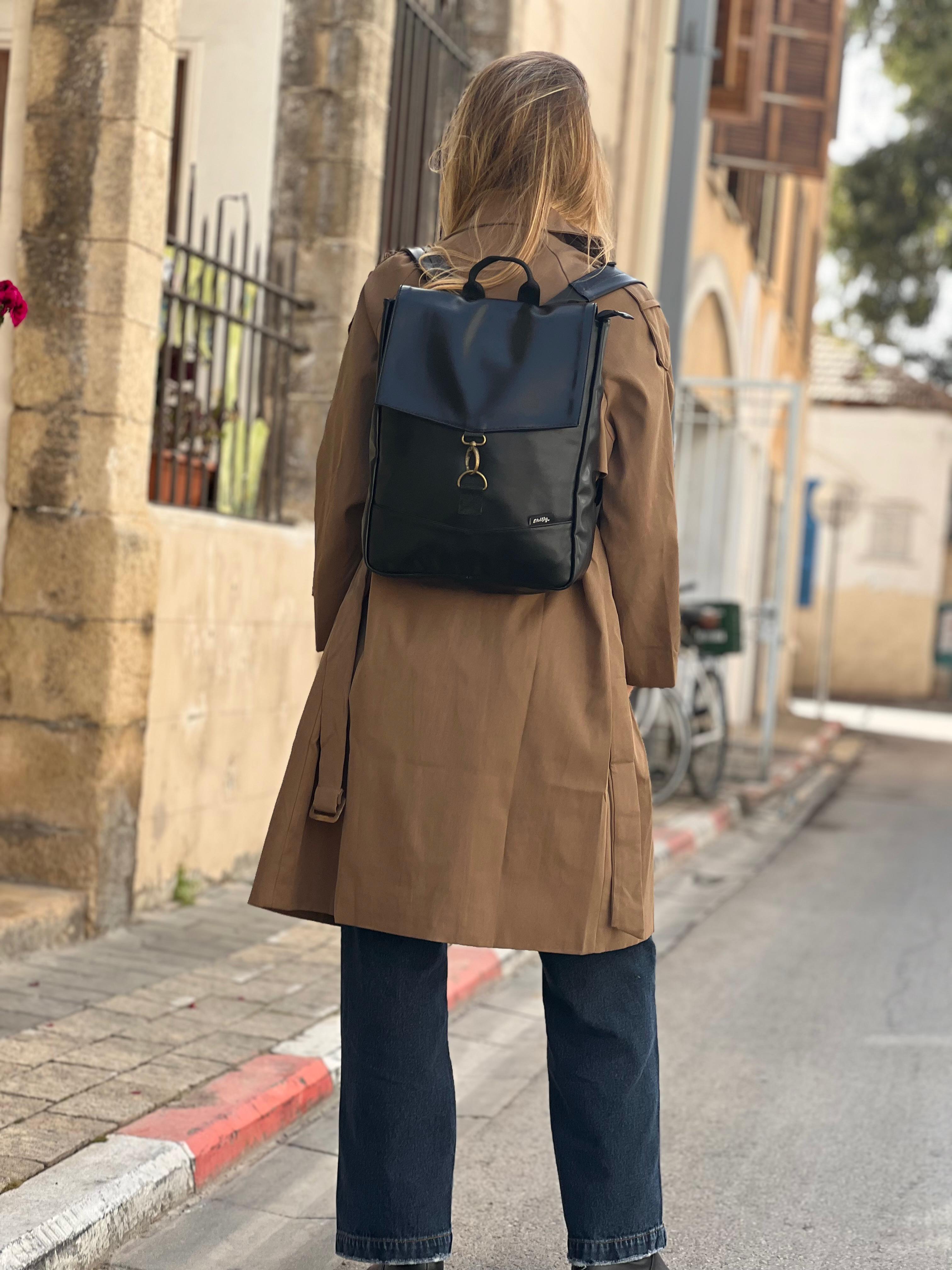 Shiny Black Medium Students Backpack
