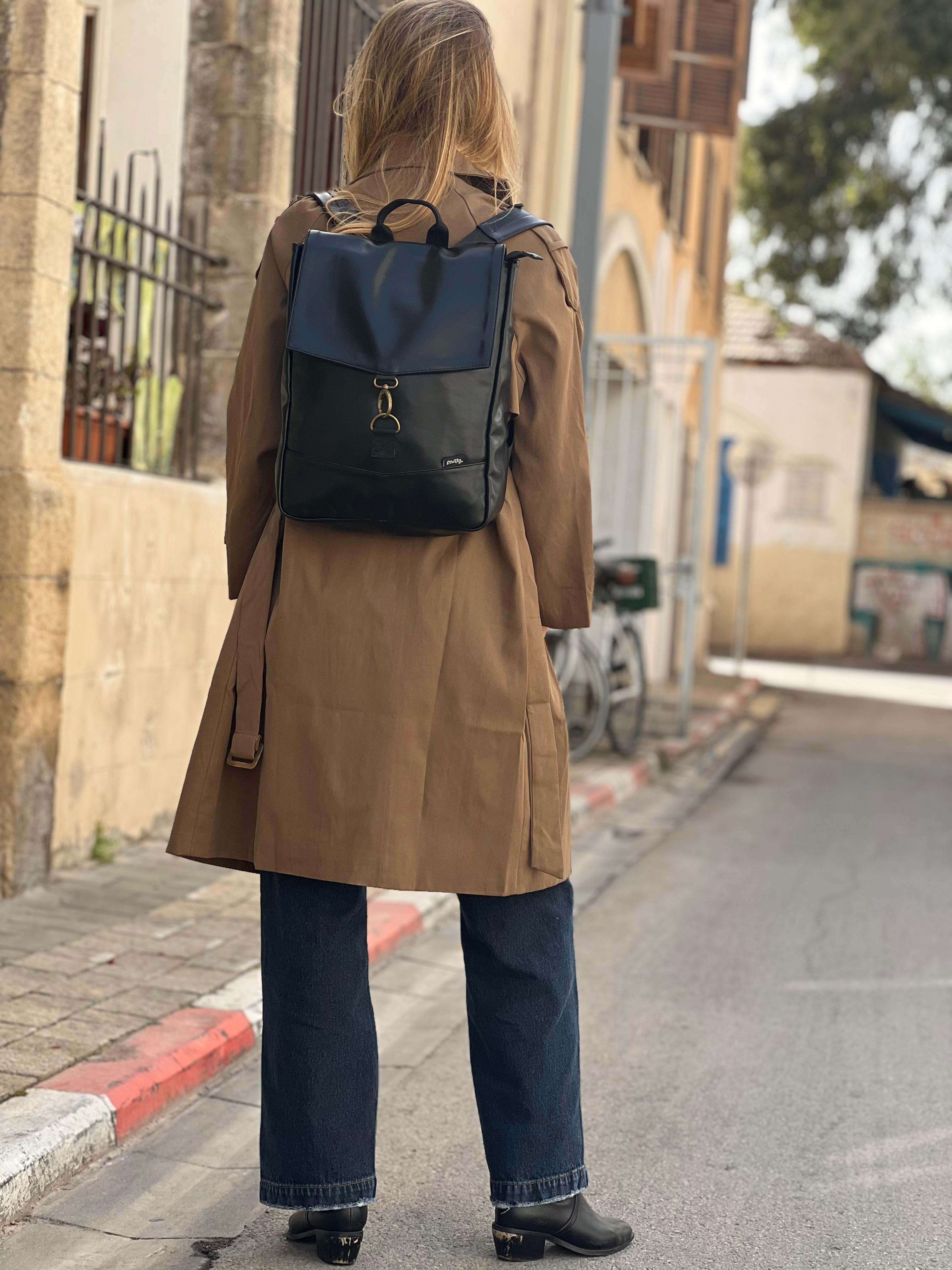 Shiny Black Medium Students Backpack