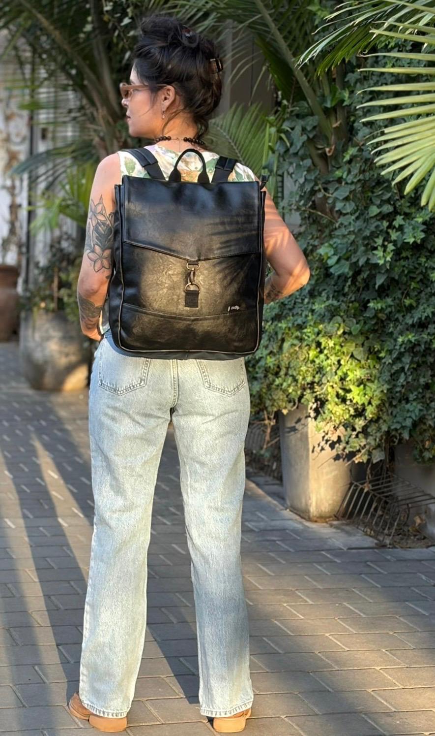 Black Retro Large Students Backpack