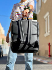 תיק סטודנטס גדול שחור עם אבן טקסטורה