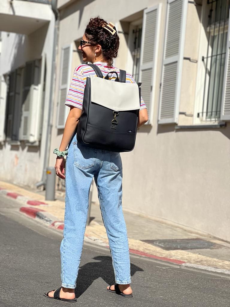 תיק סטודנטס גדול שחור עם אבן טקסטורה