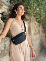 פאוץ' הלגה שחור מט דמוי עור