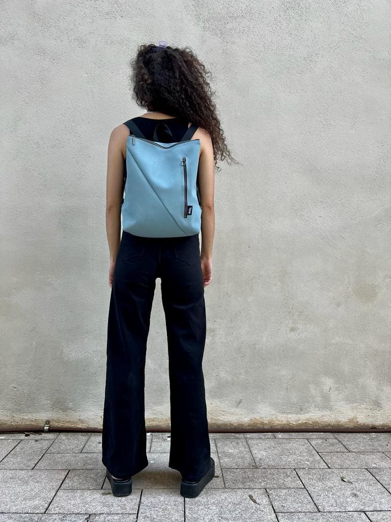 תיק "רעות" תכלת דמוי נובוק