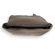 סטודנטס גדול דמוי זמשי מהמם