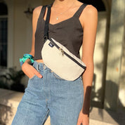 פאוץ' הלגה לבן קורדרוי