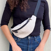 פאוץ' רוני לבן קורדרוי