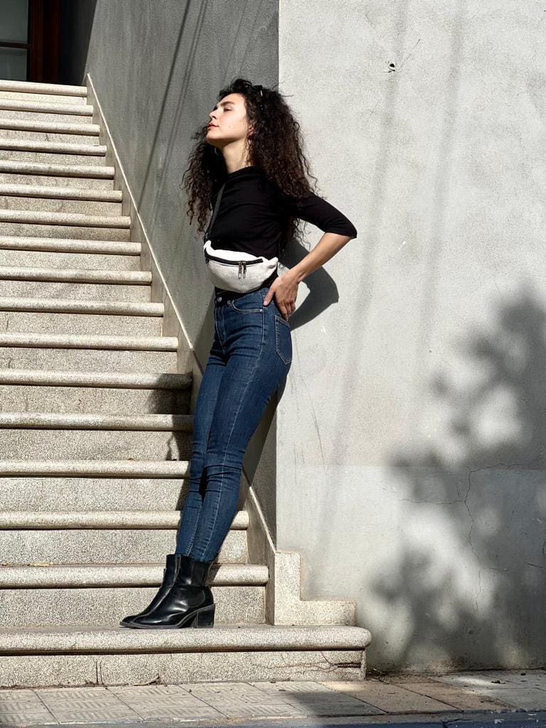 פאוץ' רוני לבן קורדרוי