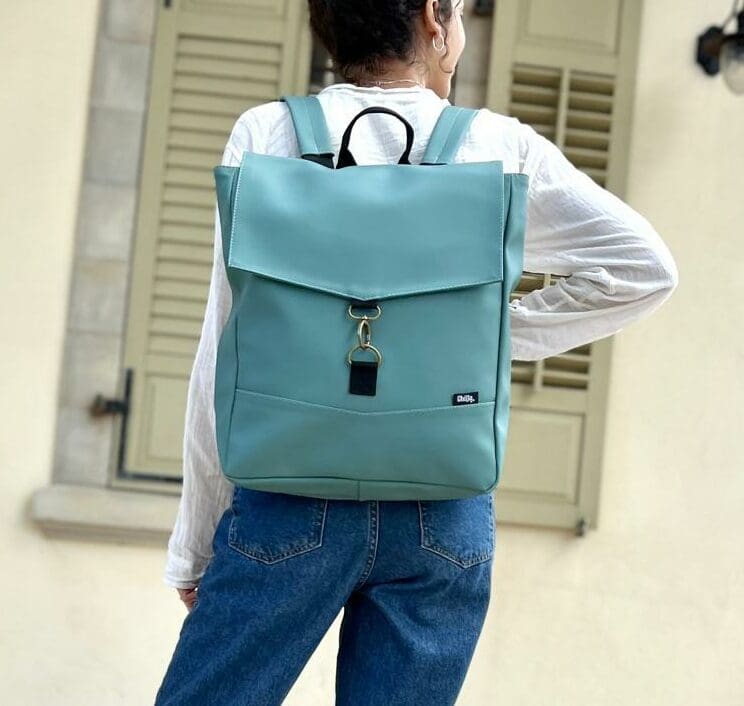 סטודנטס גדול טורקיז פסטל