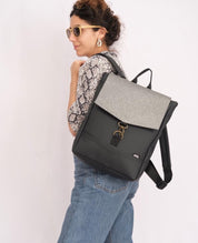 סטודנטס בינוני שחור עם נצנצים