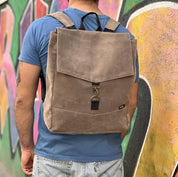 סטודנטס גדול דמוי זמשי מהמם