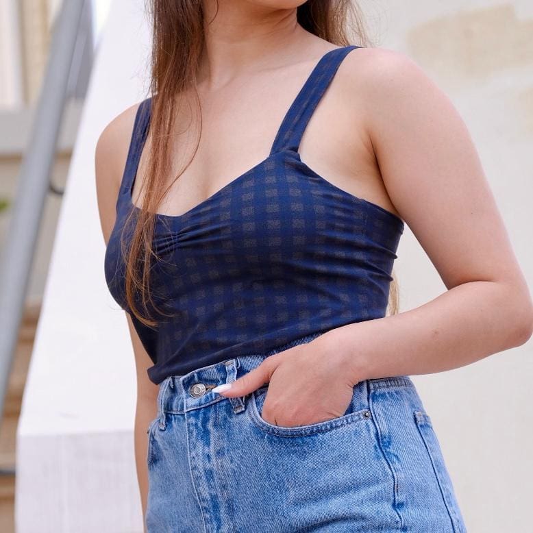 טופ שובל כחול משבצות (נותרו במידה 1 ו-2)