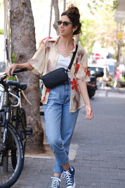 פאוץ' 'לורנס' שחור טקסטורת ציפורים