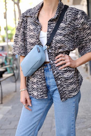 פאוץ' 'לורנס' תכלת נובוק