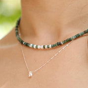 שרשרת חרוזי אמרלד ופנינים