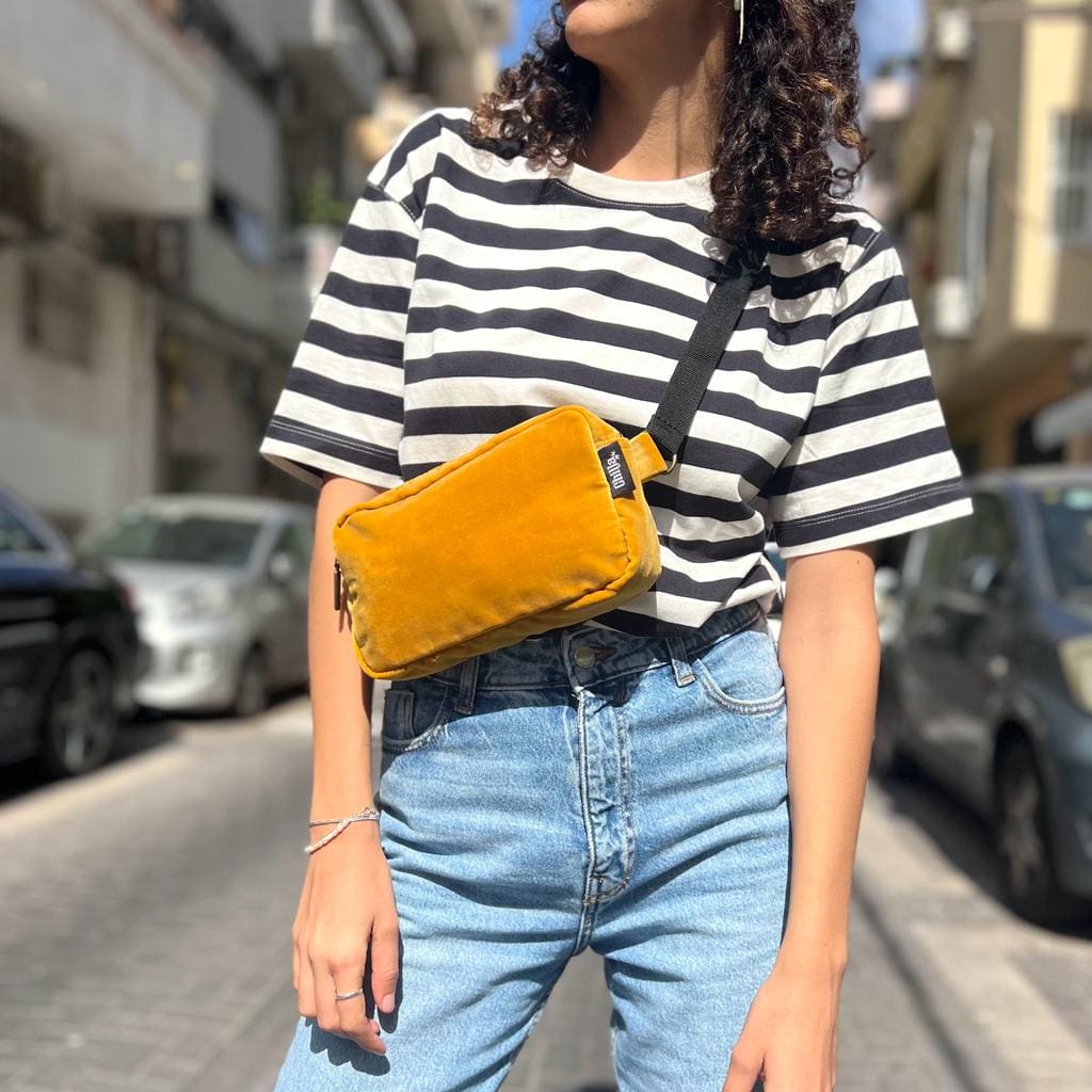 פאוץ' "לורנס" צהוב קטיפה