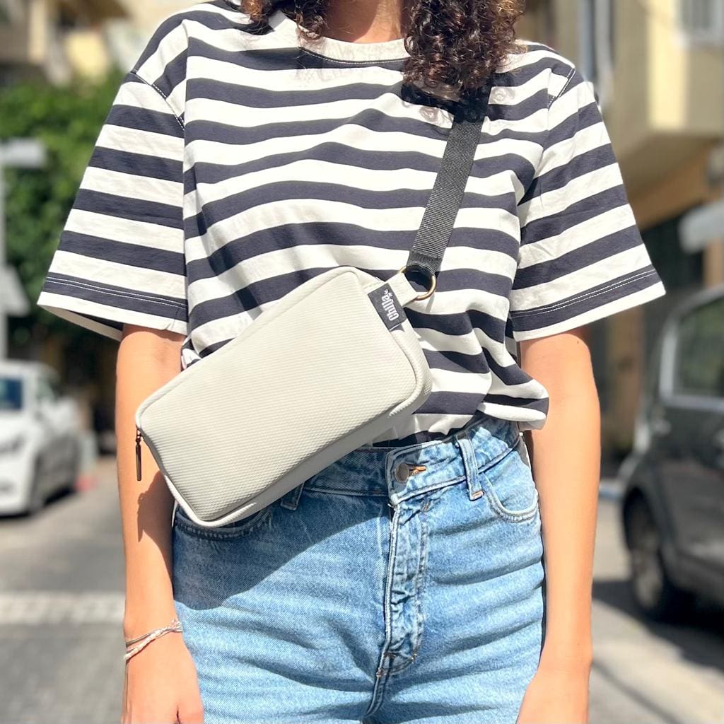 פאוץ' 'לורנס' שמנת טקסטורה