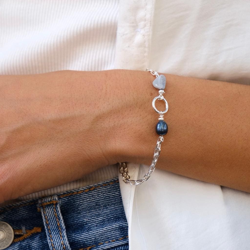 צמיד 'מייק' כסף 925 ופנינה כחולה