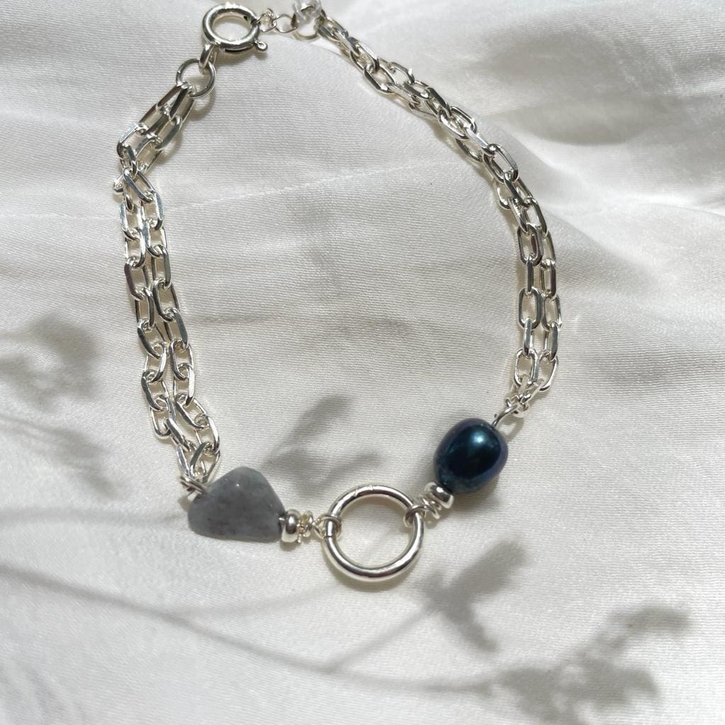 צמיד 'מייק' כסף 925 ופנינה כחולה