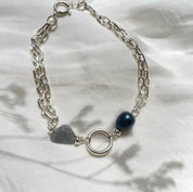 צמיד 'מייק' כסף 925 ופנינה כחולה