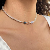 שרשרת צ'וקר 'מייקי' כסף 925 ופנינה כחולה