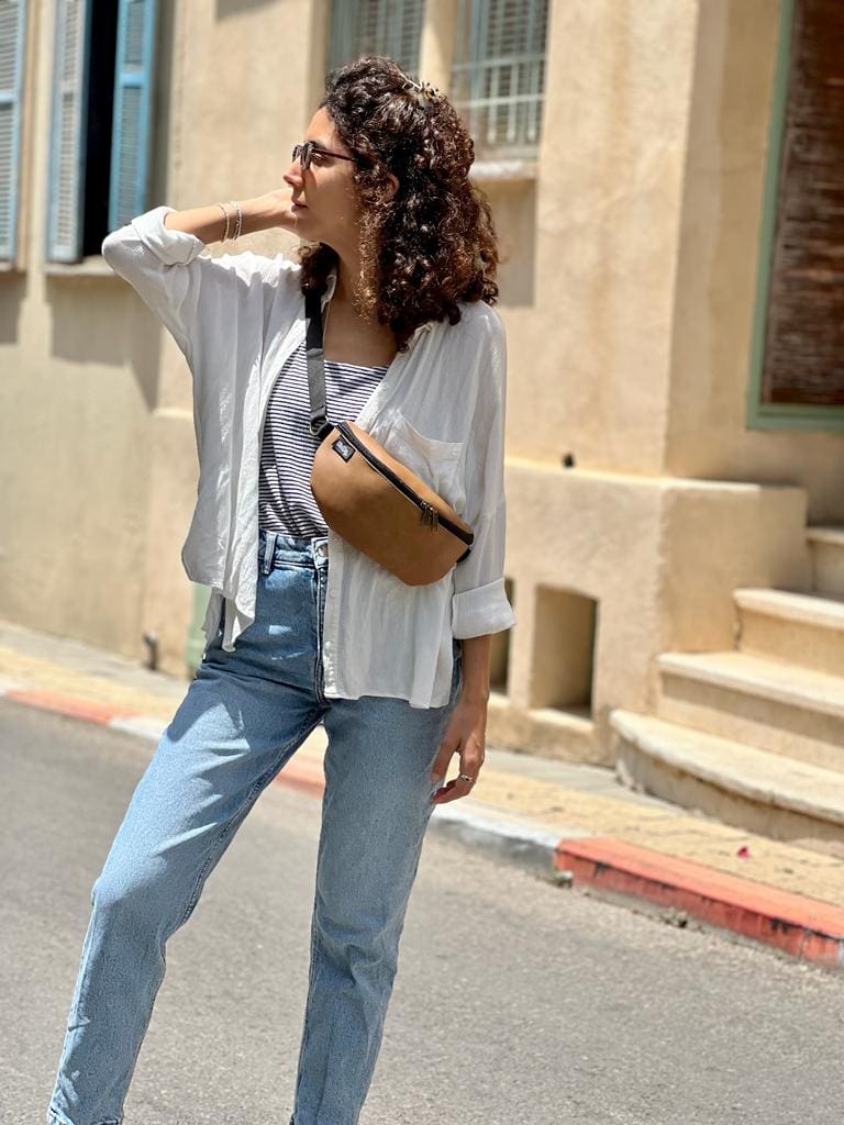 פאוץ' "הלגה" קאמל דמוי עור טקסטורה