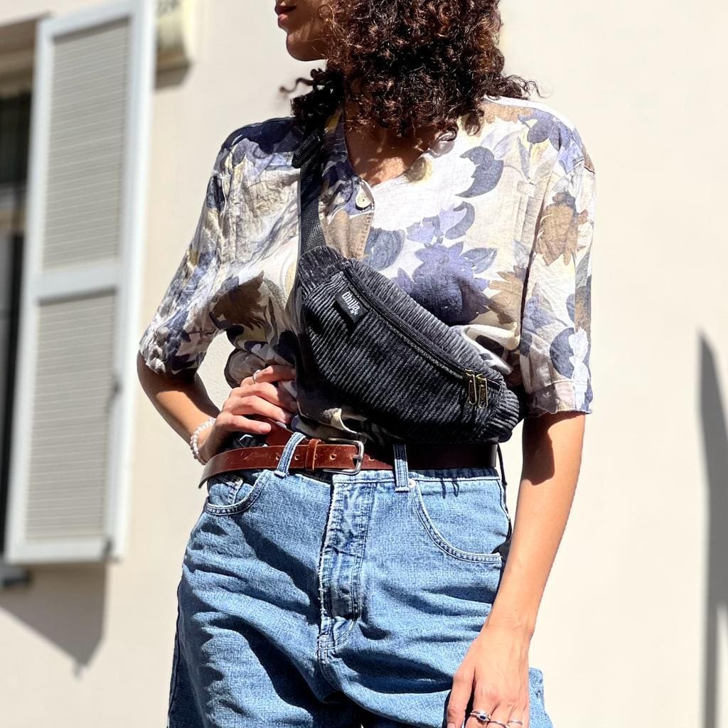 פאוץ' רוני שחור קורדרוי