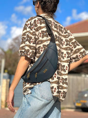 פאוץ' רוני גדול כחול כהה כהה דמוי עור