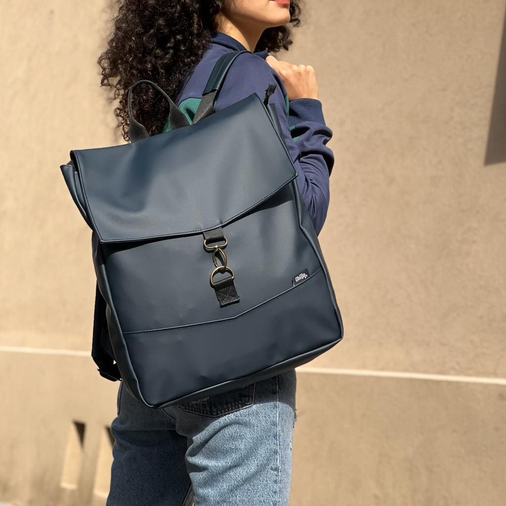 תיק גב סטודנטס גדול כחול כהה כהה