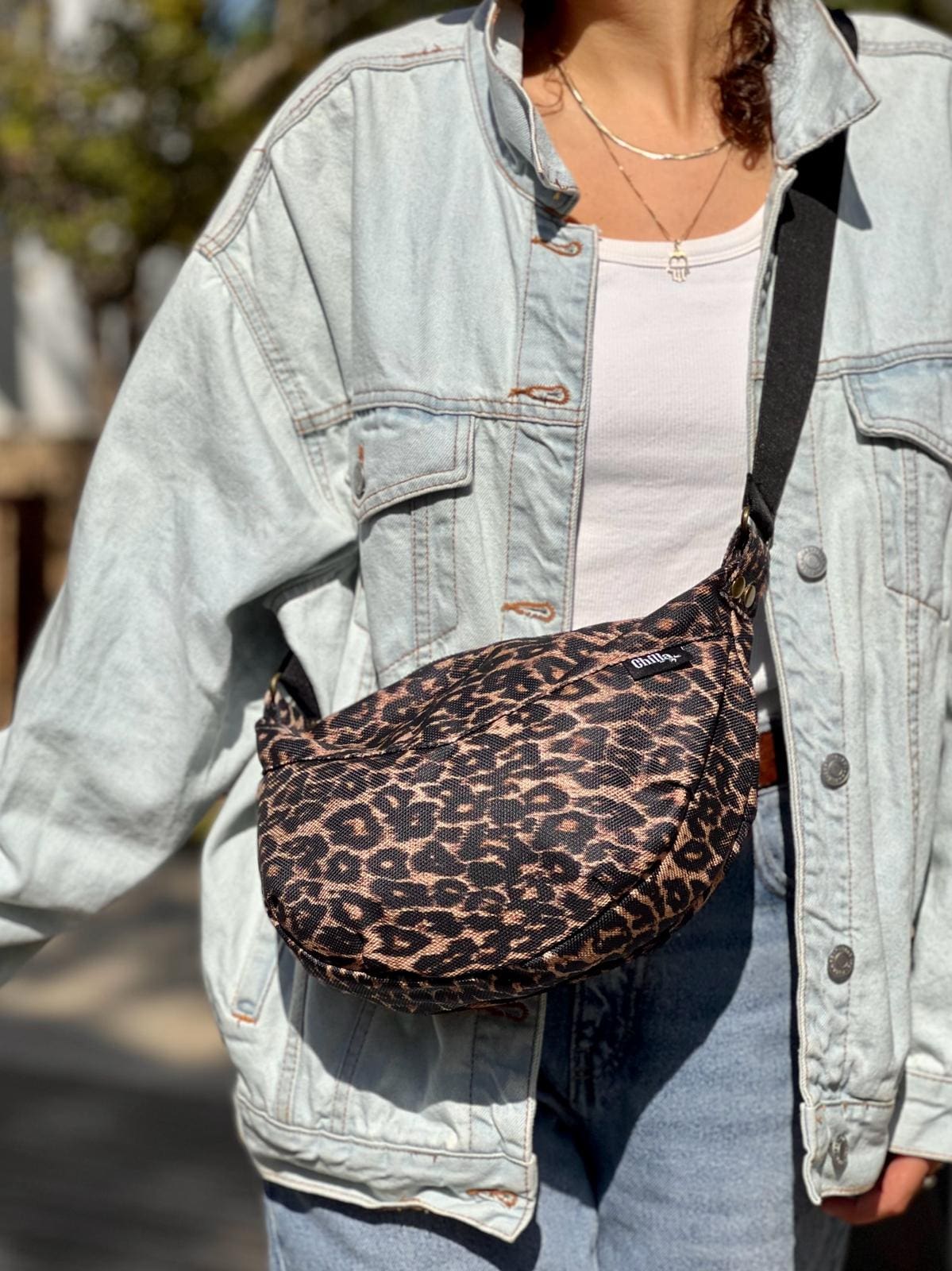 תיק צד ויטל מנומר חדש