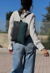 תיק נעם שחור עם טורקיז נובוק