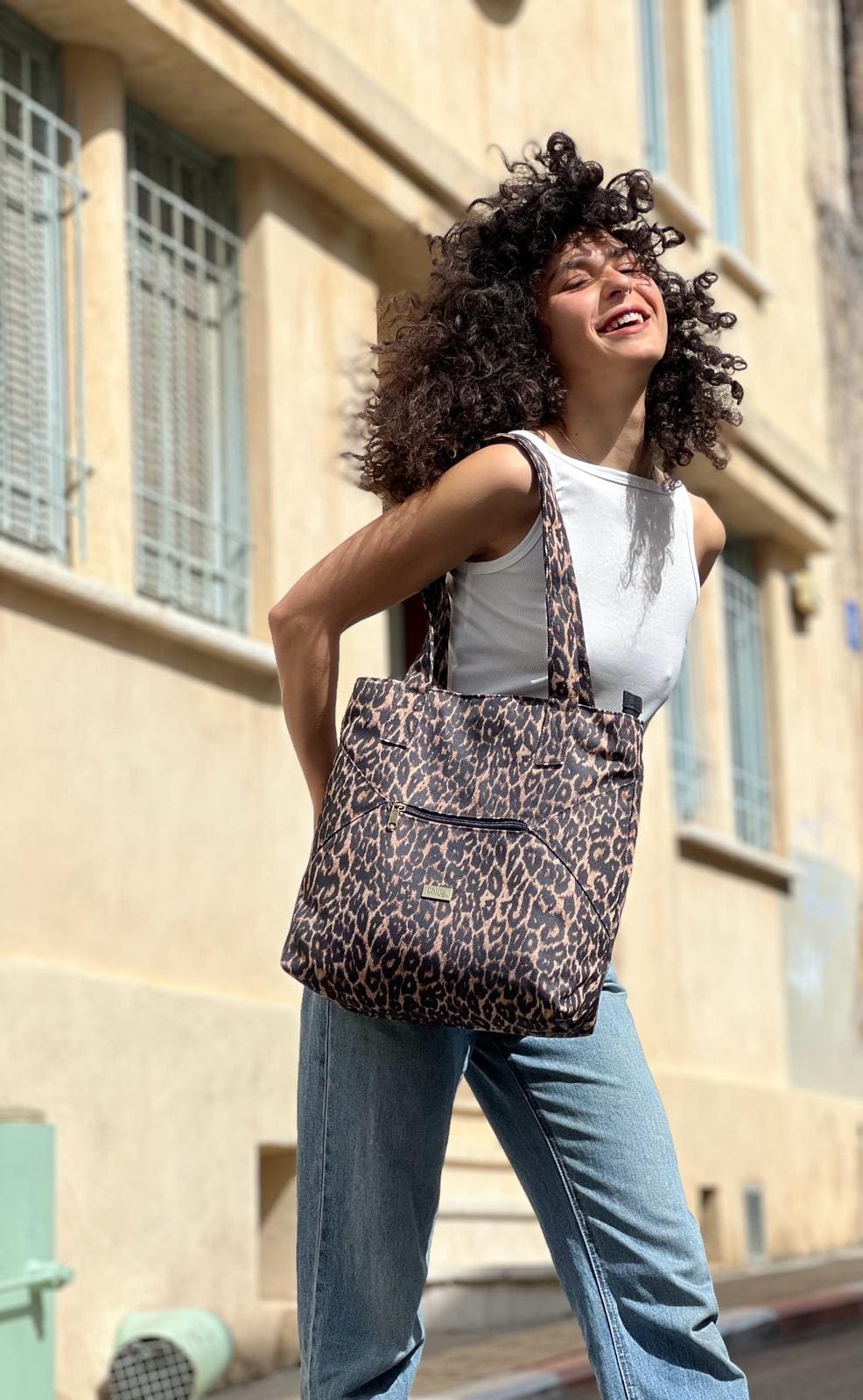 תיק צד Tommy מנומר חדש